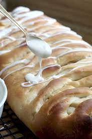 Juni 16, 2021 frosted braided bread photos of hungarian braided white bread. Apple Danish Braid Recipes Apple Danish Snack Treat