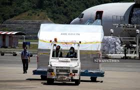 Yee lee markets a variety of instant noodles in a range of flavours. Yee Lee Tasco Agrees To Develop A Trading Distribution And Logistics Business