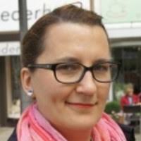 Jacqueline Weil's Instagram, Twitter & Facebook