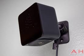 The Htc Vive Will Get New Possibly Cheaper Base Stations Htc Vive Htc Station