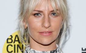 Indie Darling Mickey Sumner On Her Superb New Movie 'The Mend'