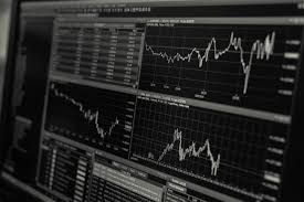 candlestick charts what are they and how to read them