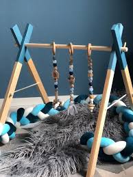 Verschiedene, sehr praktische spielbogen gibt. Personalisierte Spielbogen Babygymtoys Babytrapetze Etsy Spielbogen Baby Spielbogen Spielebogen