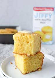 Stir together cornmeal and water until completely smooth. The Best Homemade Jiffy Cornbread Recipe 100krecipes