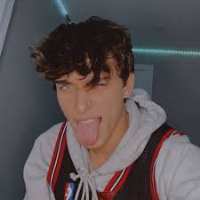 𝕌𝕟𝕒 𝕤𝕖𝕘𝕦𝕟𝕕𝕒 𝕠𝕡𝕠𝕣𝕥𝕦𝕟𝕚𝕕𝕒𝕕/ℂ𝕒𝕞𝕖𝕣𝕠𝕟 𝔻𝕒𝕝𝕝𝕒𝕤