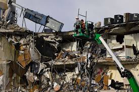 The partially collapsed florida condo building, which has left at least four dead and 159 people missing, was flagged as having major structural damage in 2018, according to reports. H Zm5k0c63g Dm