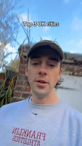 Official Welsh Head Of Tourism is here ... a star was born ,Kaddydd.  🏴󠁧󠁢󠁷󠁬󠁳󠁿 . . #Wales #Welsh #funny #shopping #tourism