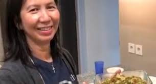 Saoal rasa masakan perpadauan asam dan manis ini sangatlah menyegarkan dan sangat cocok jika dipadukan dengan lauk kering lainnya seperti ikan goreng, ikan asin, tempe goreng, tahu goreng dan lalapan. Mudah Praktis Resep Sayur Asin Tahu Jadul Ini Cocok Untuk Buka Puasa