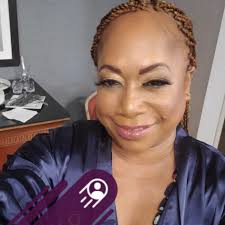 Braids and locs stylist in Burlington Township