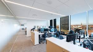 Čia į komandą subūrėme sumanius, išradingus, atvirus ir į rezultatą orientuotus kolegas, kurie kuria bankinius produktus, plėtoja paslaugų portfelį ir užtikrina sklandžią „danske bank grupės kasdienę veiklą. Danske Bank Ais Online De