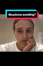 Viv wearing a ring in her newest podcast, then removing it 12 minutes in 😆  #viral #trending #foryou #fy #bethmead #woso #vivmiedema #viviannemiedema  #meadema #bethandviv #bethmeadandviviannemiedema