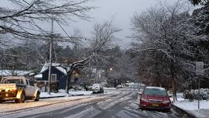 Find images of blue mountain. Blue Mountains Turn White As Snow Falls Blue Mountains Gazette Katoomba Nsw