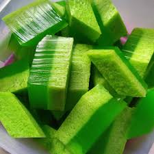 Lagipun agar agar ini sangat cepat disediakan, sangat mudah semudah abc. Resepi Agar Agar Santan Pandan