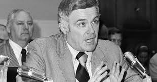 Walter Byers dies at 93, first NCAA executive director