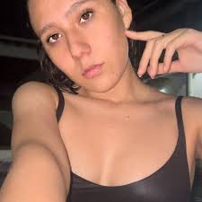 Simoné Campos (@simoneecampos_)