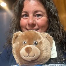 Can elite club members make dinner reservations elsewhere?