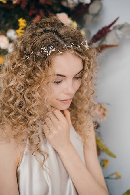 How To Style Wedding Hair Accessories With Curly Hair, Debbie Carlisle + Top Hair Care Tips for Curly Haired Brides | Love My Dress®, UK Wedding Blog, Podcast, Directory & Shop