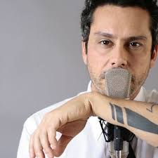 Alexandre nero vieira is a brazilian singer, songwriter, musician, arranger, sound designer, musical director and actor. Lave Leve Love Alexandre Nero By Marianaduos
