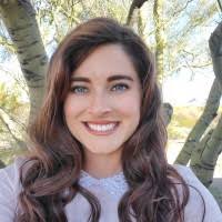 Ashleigh Hendrickson's Instagram, Twitter & Facebook