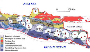 Bentuknua yang memanjang dan sempit karena kedudukannya ada dalam suatu geosinklinal muda dan jalur orogenetik dengan vulkanisme kuat. Gambar 3 Pembagian Fisiografi Pulau Jawa Oleh Van Bemmelen 1949 Download Scientific Diagram