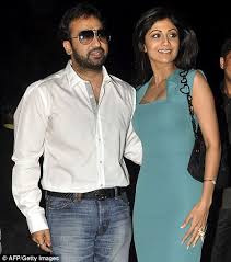 His ex wife is not mentioned forget about her in the. Shilpa Shetty Pregnant Bollywood Star Expecting First Child With Husband Raj Kundra Daily Mail Online