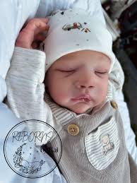 I make reborn dolls. Does that make me an artist?