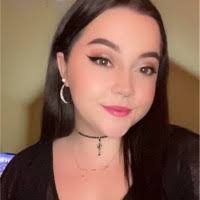 Lauren Pfaff's Instagram, Twitter & Facebook