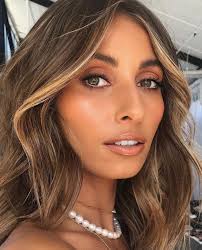 Some starting ideas would light brown shades, mid brown hues and dark brown as well. What You Need To Know About Olive Skin Tone