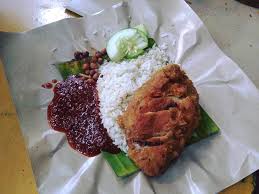 Cuba sekali pasti nak lagi. Nasi Lemak Kukus Kayu Keramat Maqan