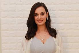 How can a hero's love story be complete without a villain! Evelyn Sharma People Still Know Me Best As The Sunny Sunny Girl