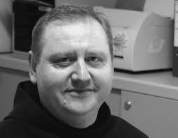 Pfarrbrief Ostern 2009.indd