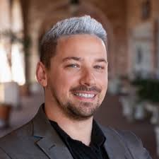 headshot #headshots #collegestudents #photosession #helpyourcolleagues  #bestpresentation #emergingprofessionals