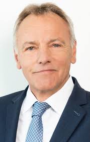 Österreich: 535 "Pain Nurses" steigern Lebensqualität in "schmerzfreien  Pflegeheimen"