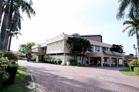 Melaksanakan projek dibawah jawatankuasa penswastaan negeri What Is The Perak Mentri Besar Up To First The Mb S House Was Being Renovated Now It Is To Be Sold Which Is It Rebuilding Malaysia