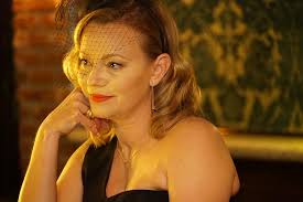 Ray Meets Helen (2017)