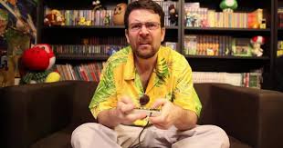 Il met en moyenne 2 vidéos en ligne par jour. Joueur Du Grenier Twitch Et Youtube Les Chaines Incontournables Pour Les Fans De Jeux Video Page 15 Sur 31