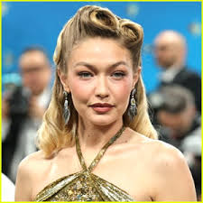 Megan Thee Stallion's Reaction to Meeting Sandra Oh at Gold House Gala Is  Absolutely Amazing