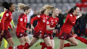 Virginie thurre reprend le foot à 19 ans, et joue de 1997 à 2001 en ligue a avec yverdon. Association Suisse De Football News