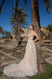 Ich fertige für dich einzigartige stickdateien, mit denen du nach lust und laune kreativ sein kannst, um dein leben bunter zu machen Brautkleider Fur Jeden Typ Bridal Concepts