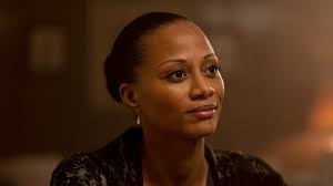 Pagmamahal, Pakikiramay, at Paggalang kay Leslie Bennett. Ina, Anak,  Misteryo. : r/euphoria