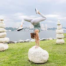 Learn the foundations of headstand pose or sirsasana! 6 Exercises That Teach You How To Do A Handstand Shape