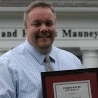 Stacey Brackett's Instagram, Twitter & Facebook