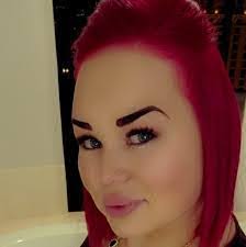 Pam Sidebottom's Instagram, Twitter & Facebook