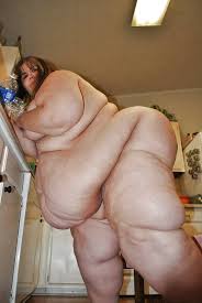 Mega fatty very fat bare women (40 photos) - porn photo