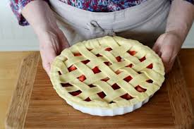 On Aime Aussi La G Eacute Om Eacute Trie En Cuisine C Est Chouette De Pr Eacute Parer Des Tartes Tarte Aux Fraises Recette Tarte Aux Fraises Recette Entremet