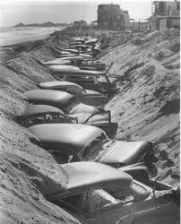 Click This Image To Show The Full Size Version Abandoned Cars Bizarre Pictures Bike Shed