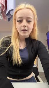 Miley Davis Tik Tokers Get Low