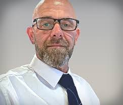 Darren Combs's Instagram, Twitter & Facebook