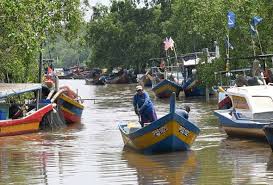 Pulau redang merupakan pulau terbesar di terengganu. 9s8us7jdrdf2km