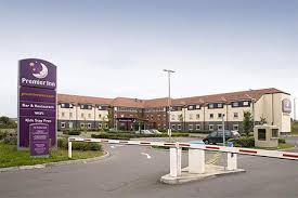 Premier Inn Hotels Heathrow Airport 4 Hotels Compared